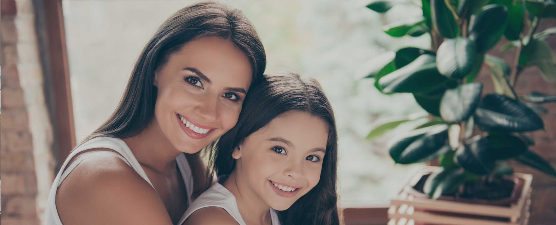 Single mom and daughter Single mom and daughter